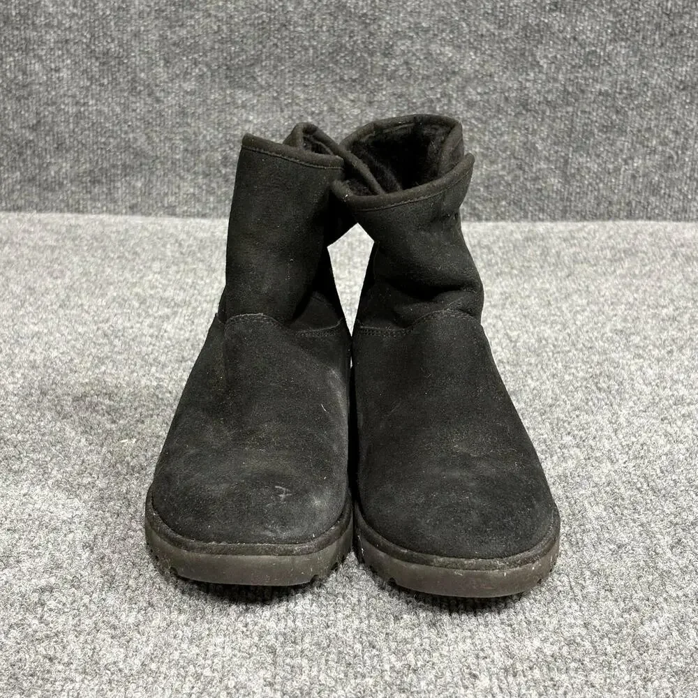 UGG Ankle Boots Womens Size 6.5 Black Suede Shearling Lined Wedge 1012497